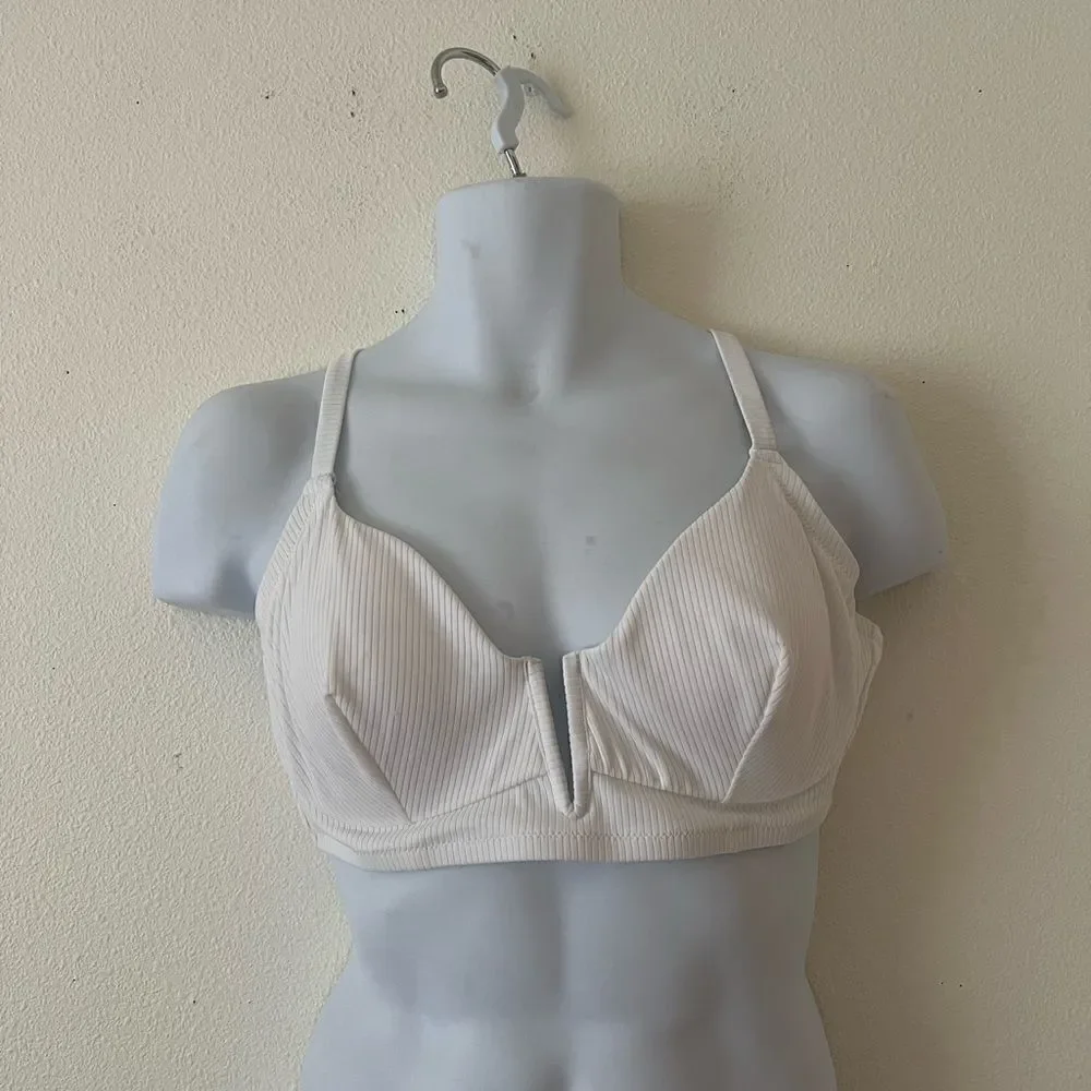Shade & Shore Women's Lightly Lined V-Wire Textured Bikini Top (White) 38 D